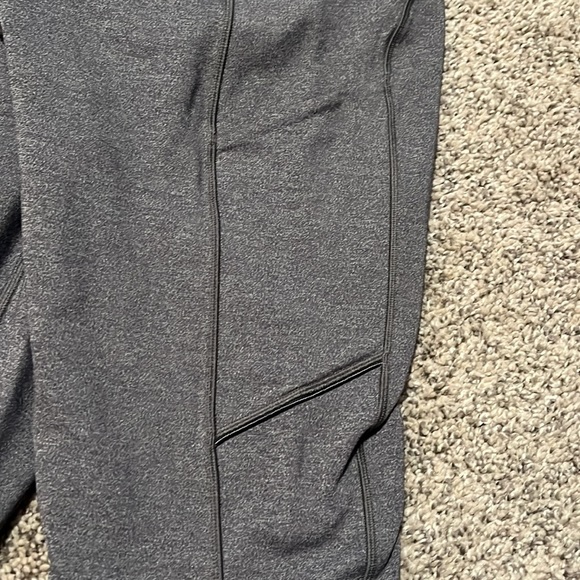 NWOT Lululemon Speed Up Tight 31" size 6 - Picture 5 of 14